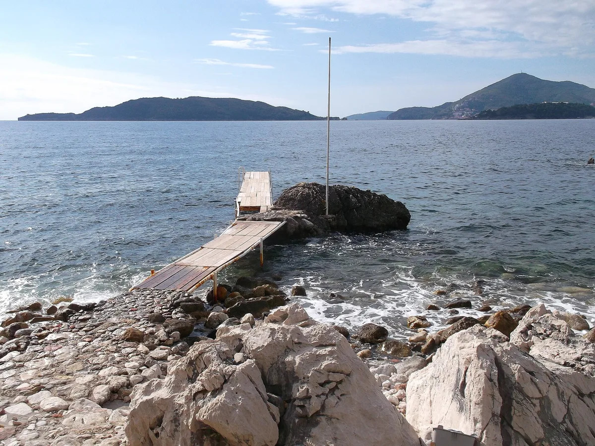 Plage de Pržno, Budva, Adriatic Coast, Montenegro — 4