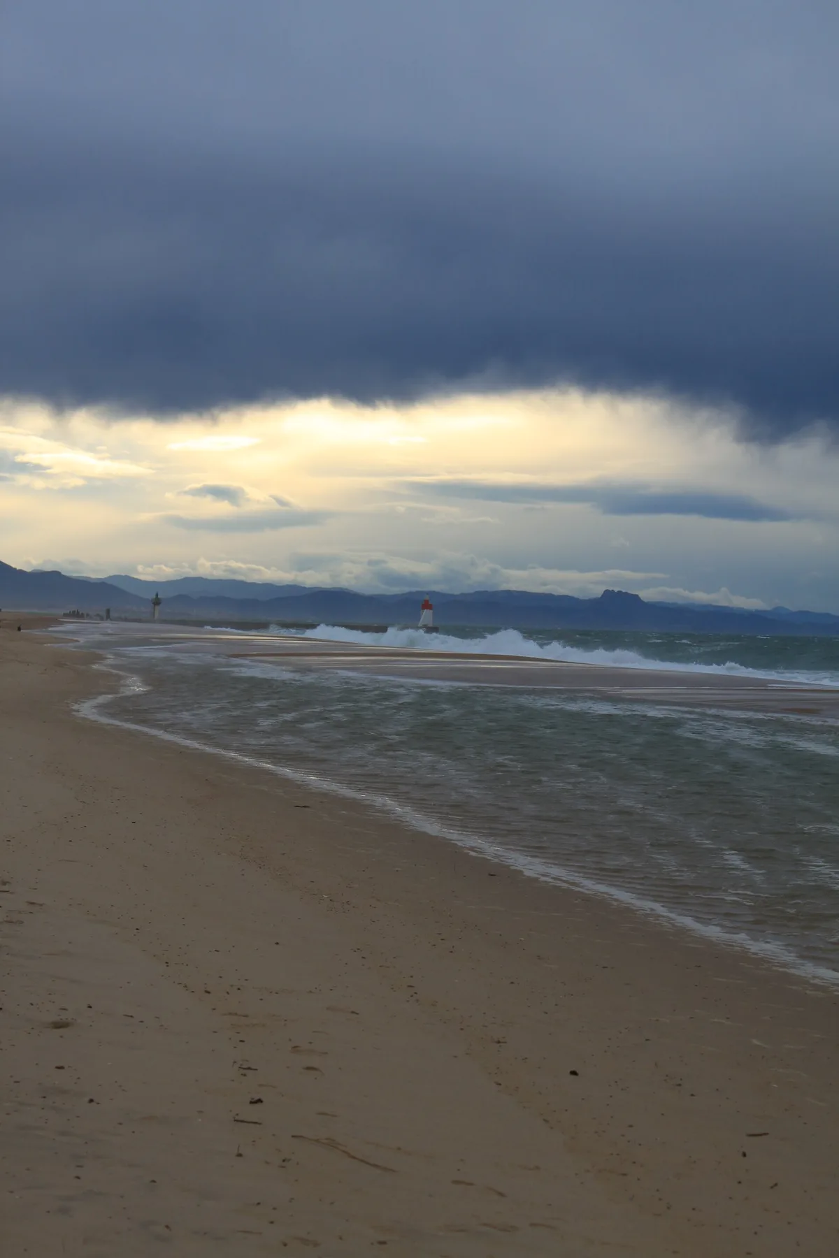 Hossegor-Strand, Soorts-Hossegor, Nouvelle-Aquitaine, Frankreich — 3
