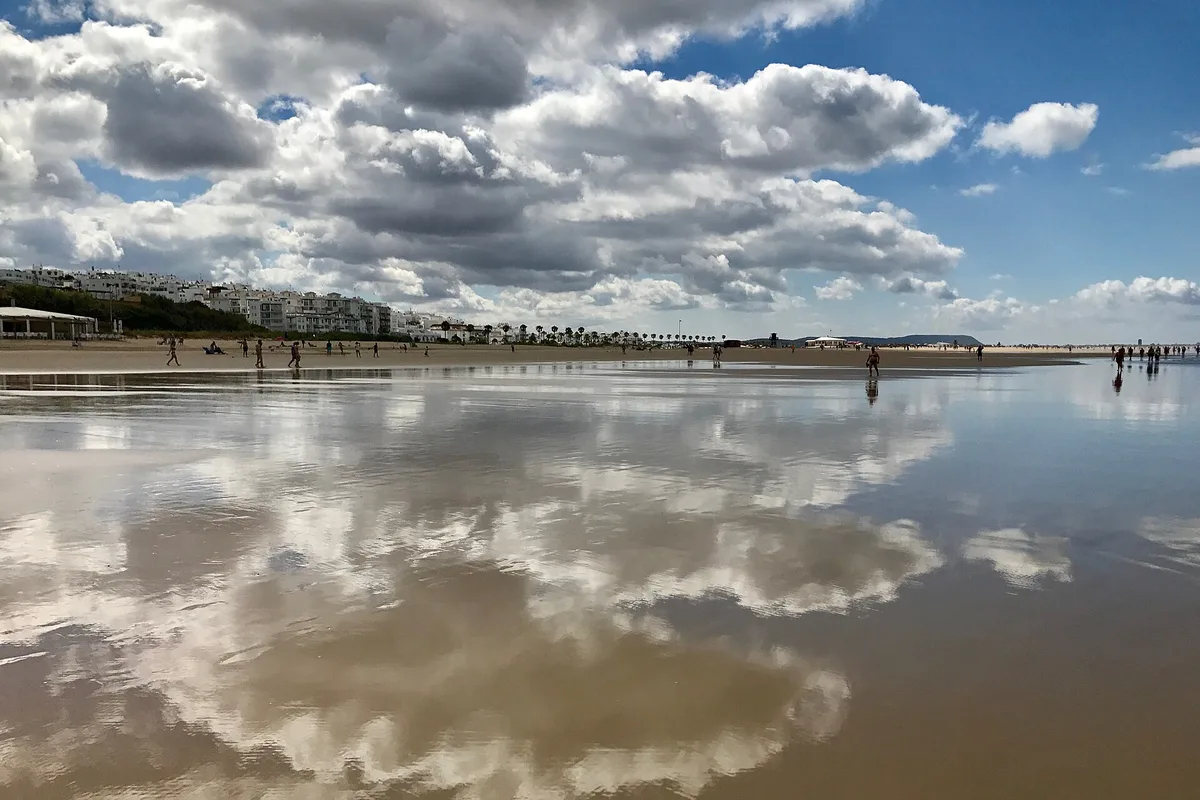 Plage de la Fontanilla, Conil de la Frontera, Andalusia, Espagne — 3