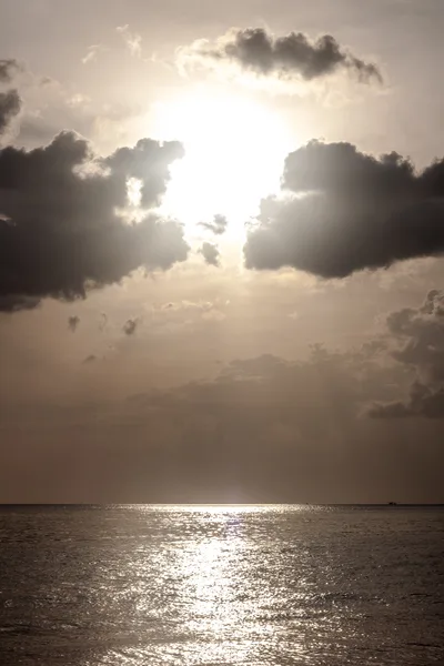 Playa de Karon, Karon, Andaman Sea, Tailandia — 3