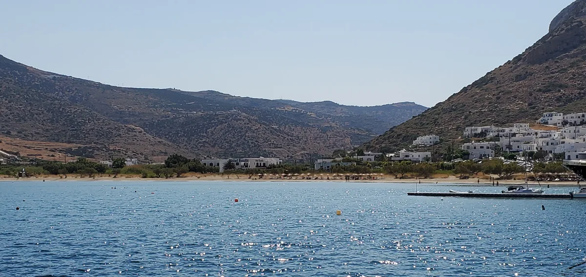 Agia Marina Beach, Artemonas, Cyclades, Greece — 3