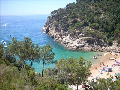 Cala Pola Beach, Tossa de Mar, Spanish Mediterranean, Spain — 5