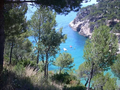 Cala Pola Beach, Tossa de Mar, Spanish Mediterranean, Spain — 4