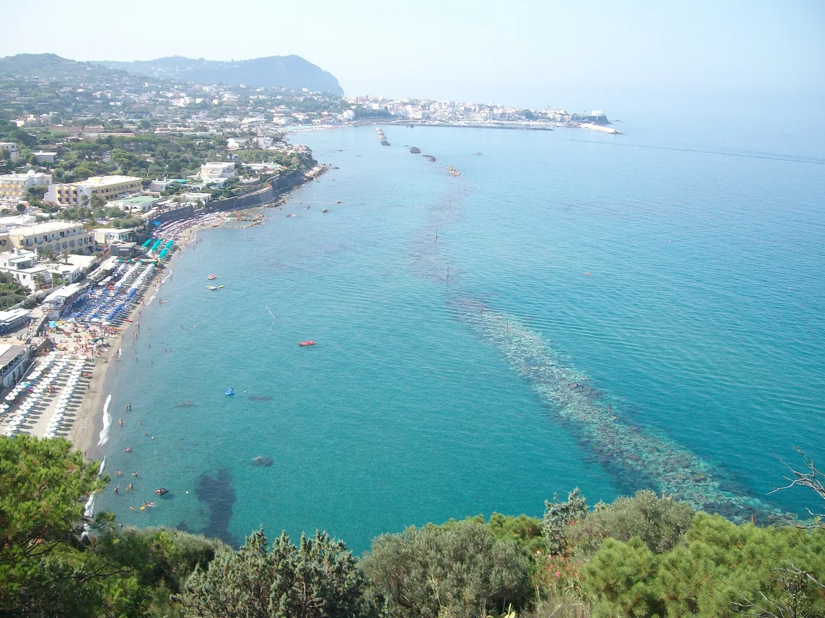 Plage de San Francesco, Forio, Campania, Italie
