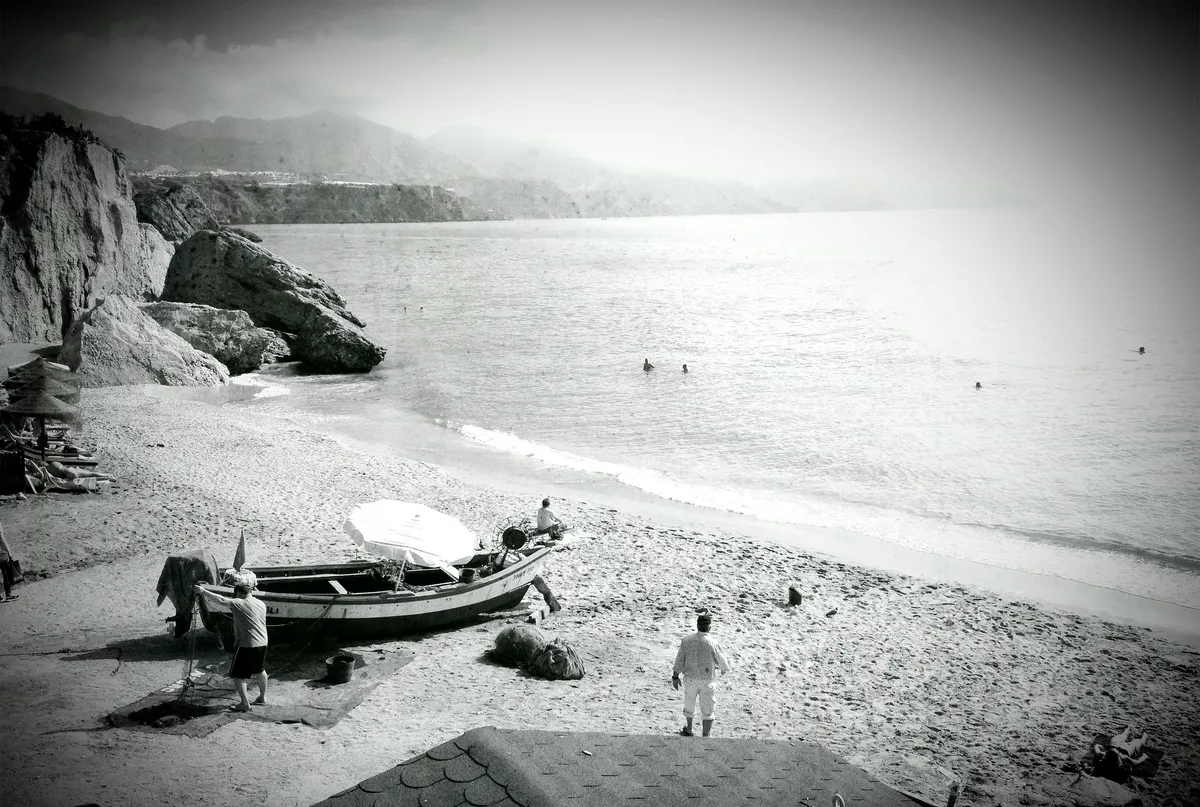 Playa Burriana, Nerja, Andalusia, España — 2