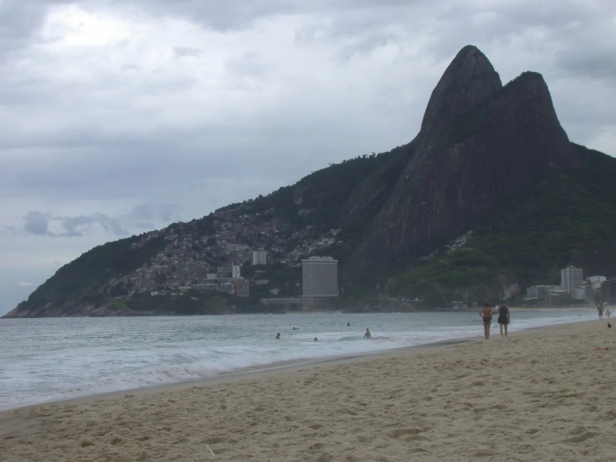 Plage d'Ipanema, Rio de Janeiro, Brazilian Atlantic, Brésil — 4