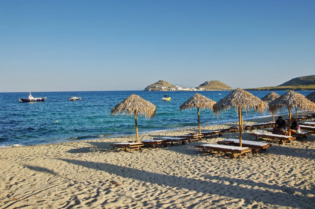 Praia de Kalafatis, Cyclades, Grécia — 6