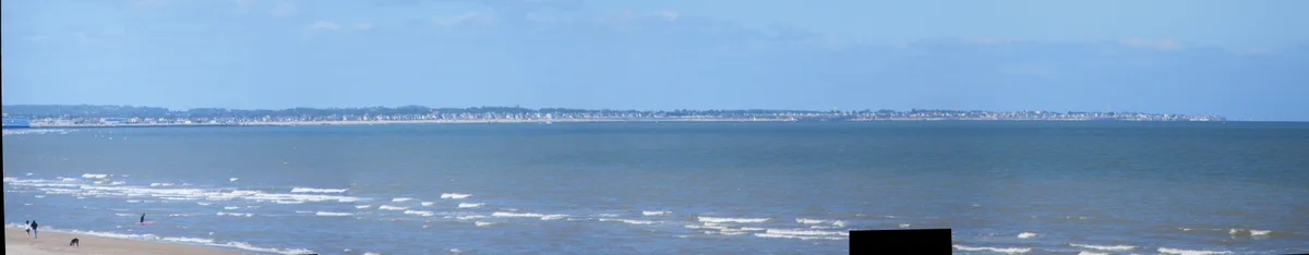 Plage de Cabourg, Cabourg, Normandy, France — 5