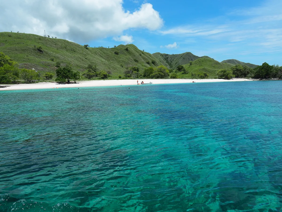 Plage de Merah, Komodo, Lesser Sunda Islands, Indonésie — 4