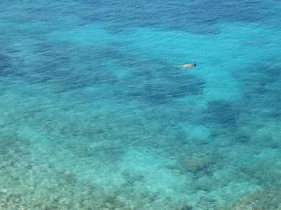 Plage de Paklina, Bol, Adriatic Islands, Croatie — 3