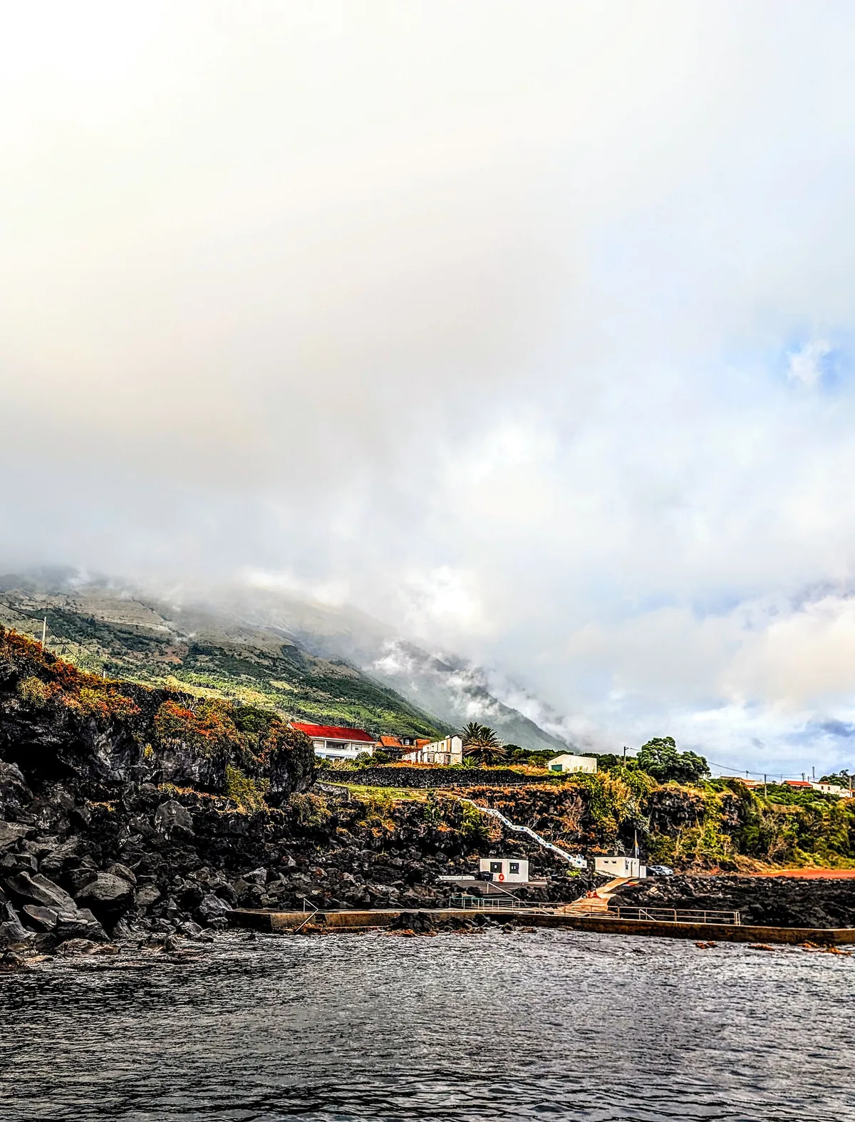Playa de las Piscinas Naturais de São Mateus, Madalena, Azores, Portugal — 2