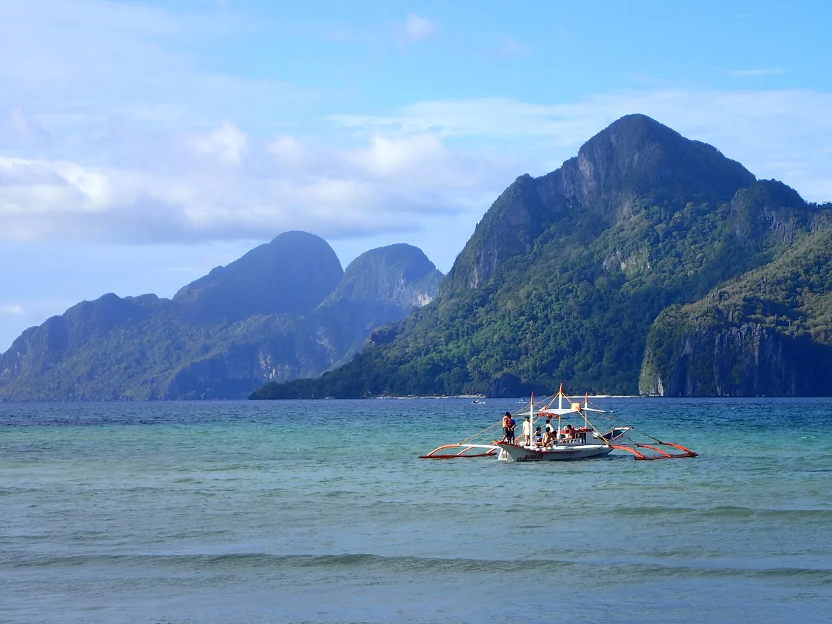 Maremegmeg-Strand, El Nido, MIMAROPA, Philippinen — 4