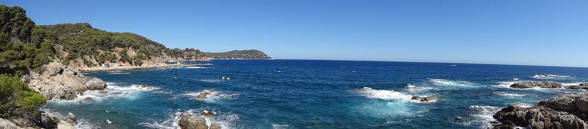 Plage de Cap Roig, Calonge, Catalonia, Espagne — 6