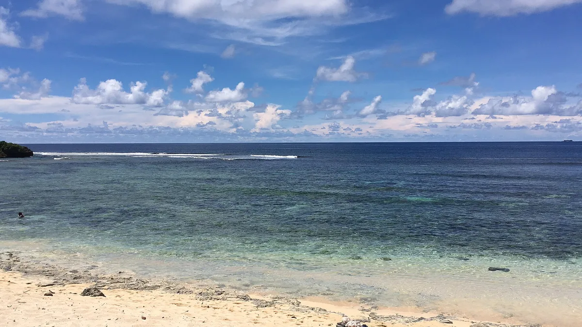 Plage de Magpupungko, Pilar, Caraga, Philippines — 5
