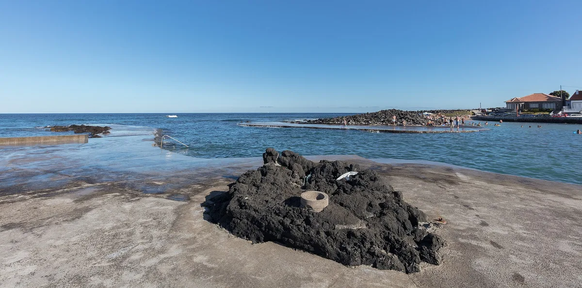 Piscines Naturelles de Porto Martins, Praia da Vitória, Azores, Portugal — 3