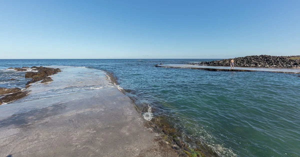 Piscines Naturelles de Porto Martins, Praia da Vitória, Azores, Portugal — 2