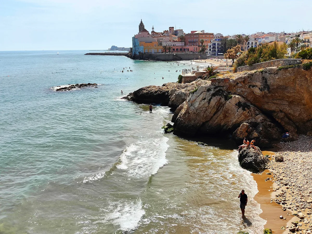 Platja dels Balmins, Sitges, Catalonia, España — 4