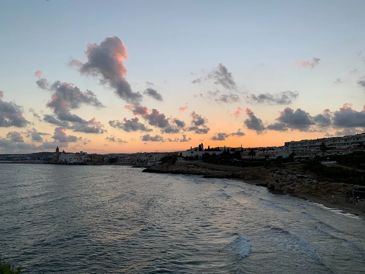 Platja dels Balmins, Sitges, Catalonia, España
