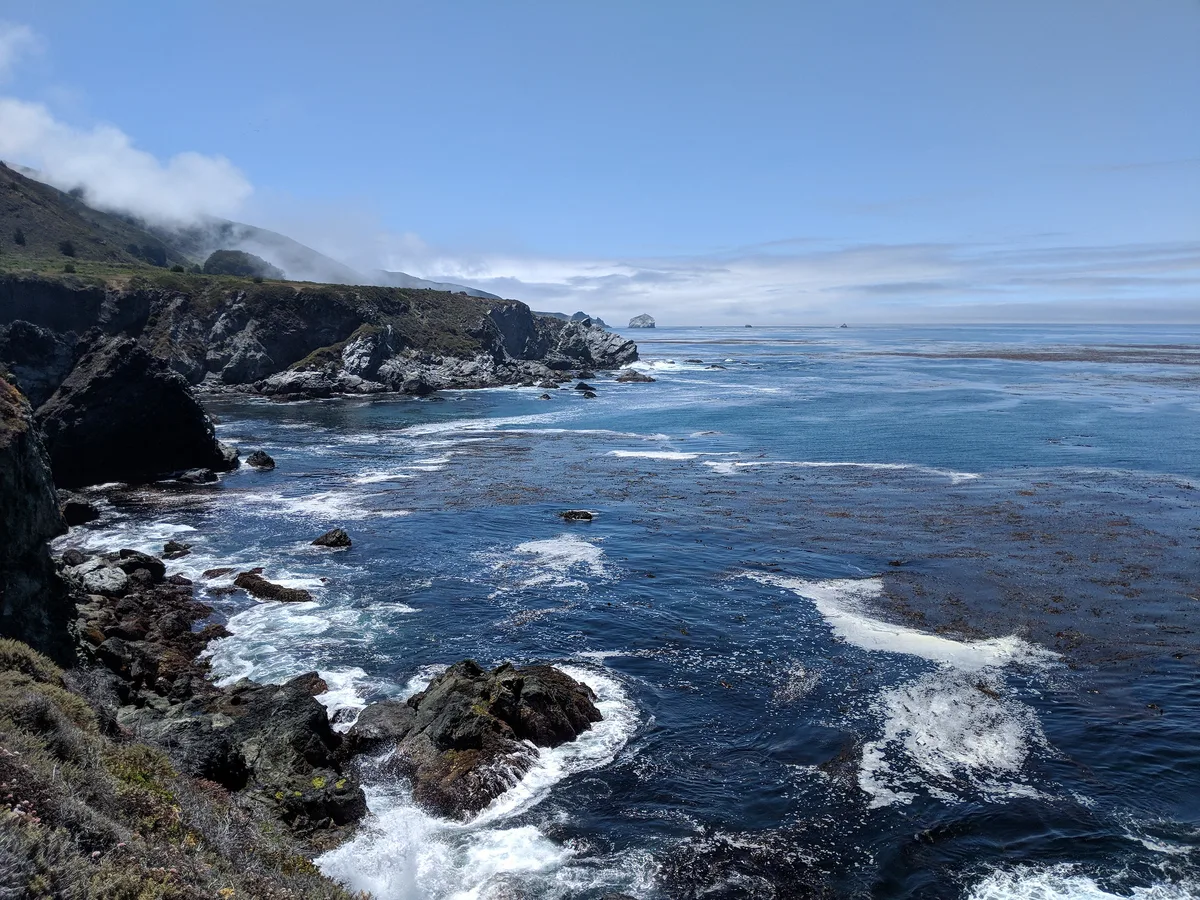Plage de Jade Cove, Lucia, Monterey County, California Coast, États-Unis — 2