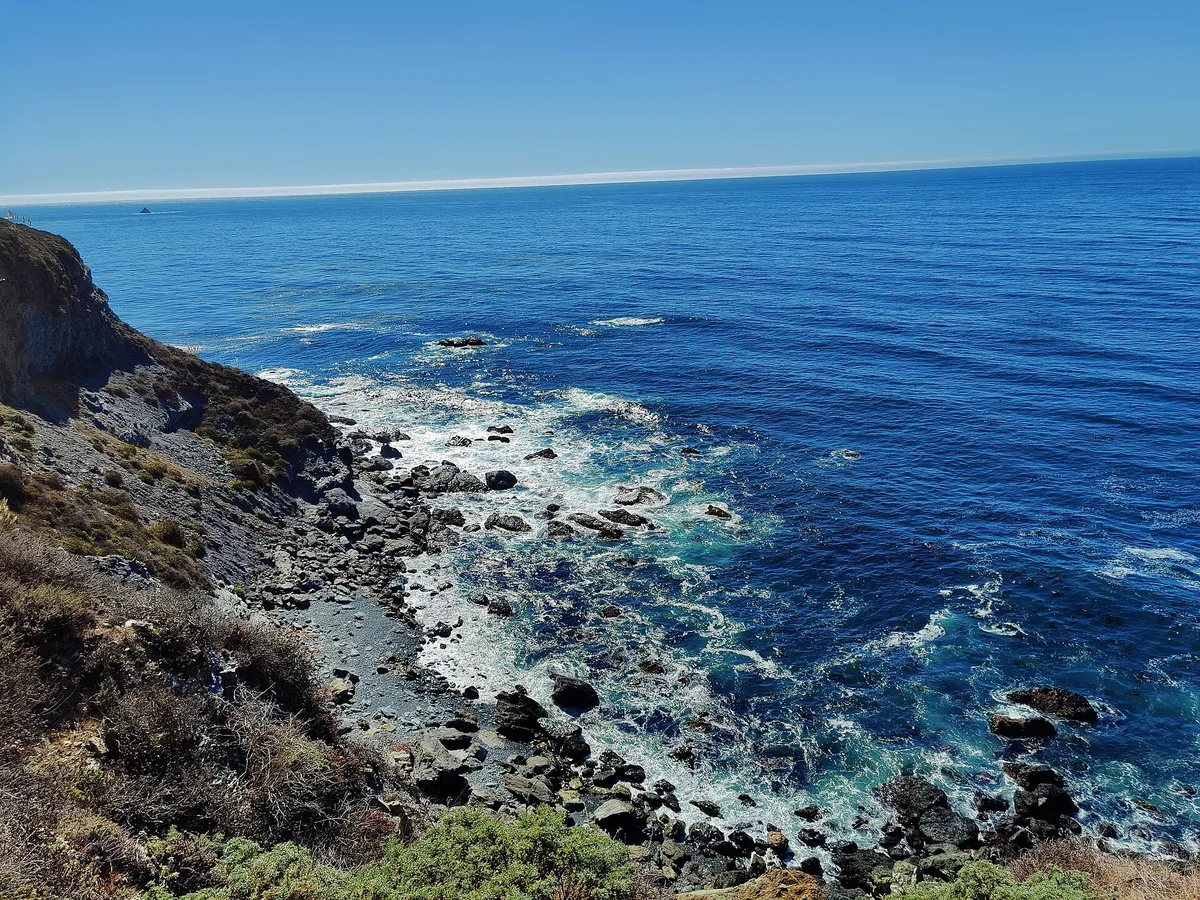 Plage de Jade Cove, Lucia, Monterey County, California Coast, États-Unis — 4