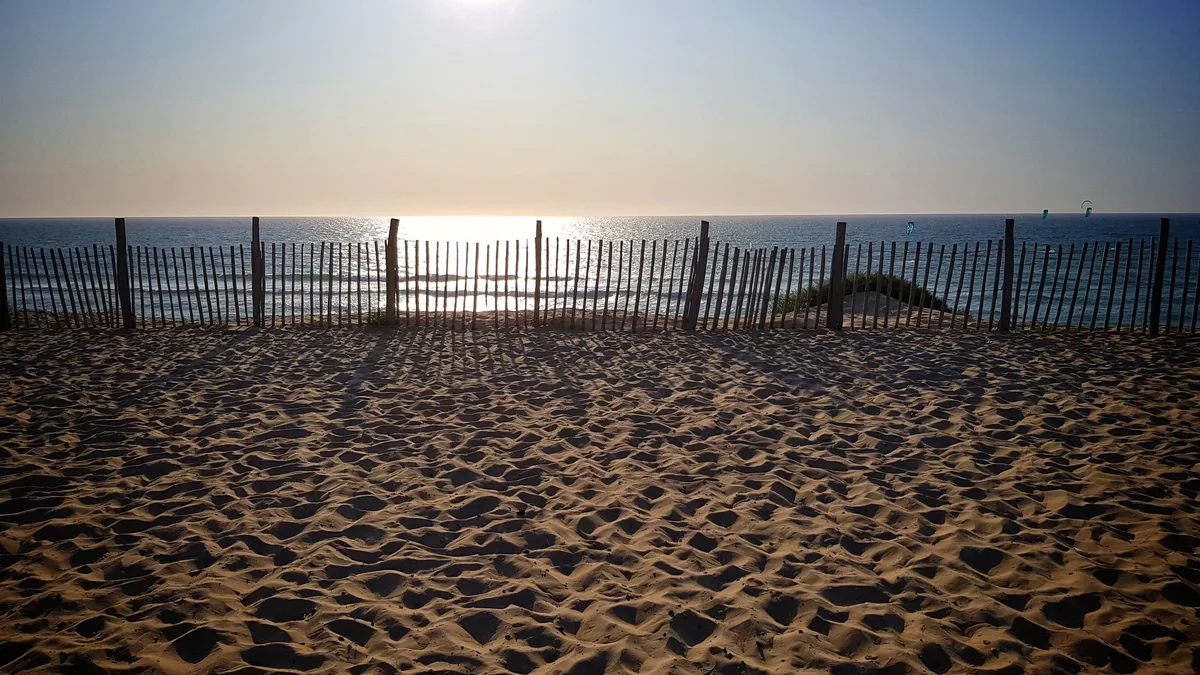 Plage de Biscarrosse, Biscarrosse, Nouvelle-Aquitaine, France — 4