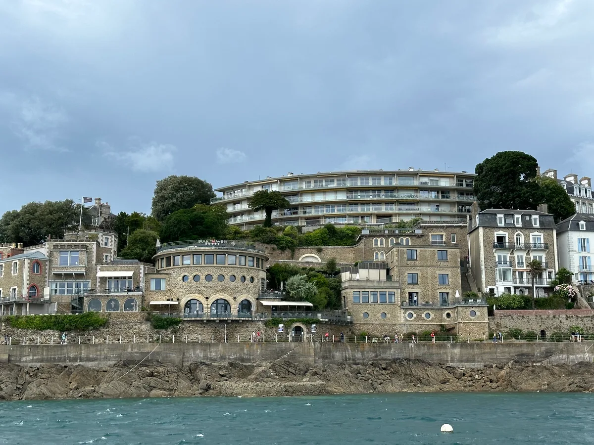 Écluse-Strand, Dinard, Brittany, Frankreich — 6