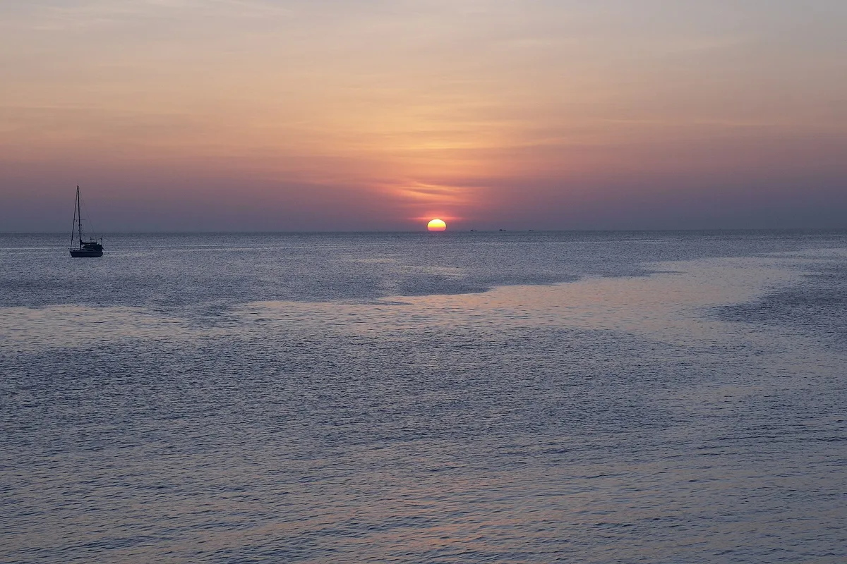 Spiaggia di Patong, Patong, Andaman Sea, Thailandia — 3