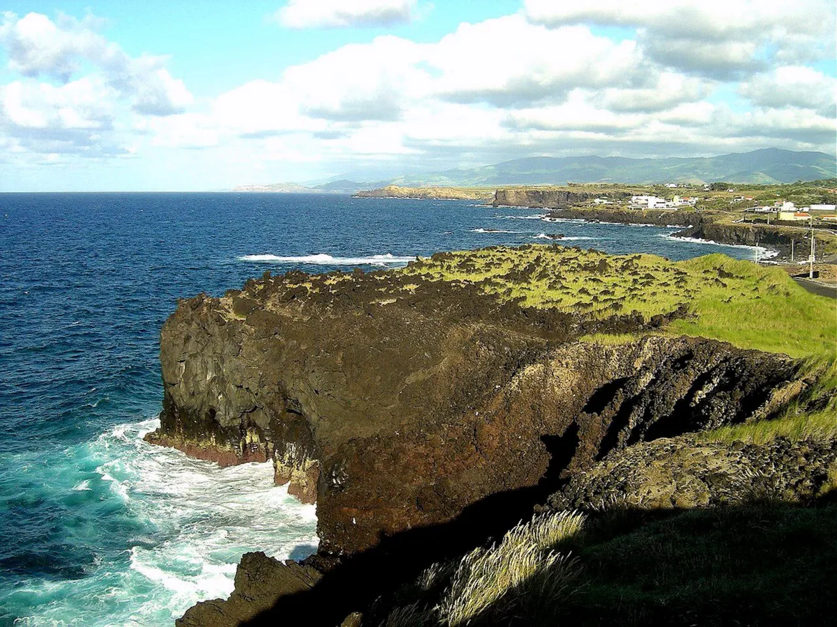 Plage de São Vicente Ferreira, Ponta Delgada, Azores, Portugal — 5