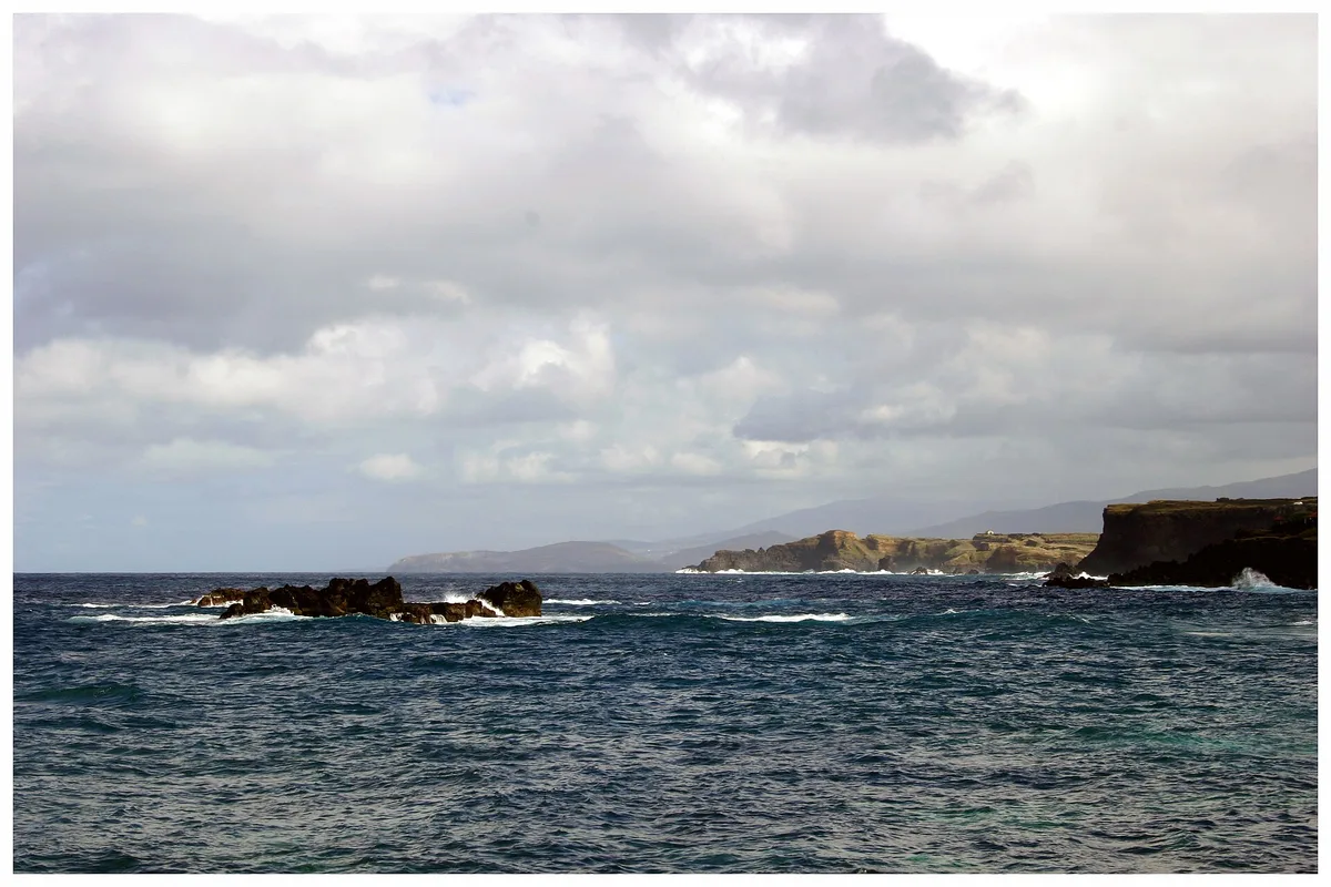 Plage de São Vicente Ferreira, Ponta Delgada, Azores, Portugal — 6