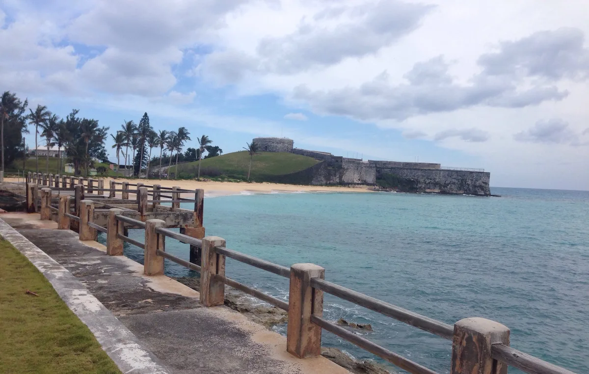 Achilles Bay Beach, St. George's Parish, North Atlantic, Bermuda — 4