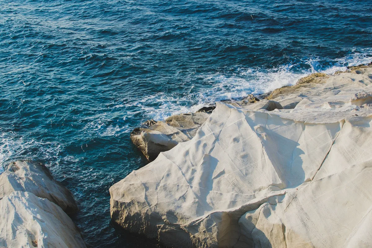 Playa de Mandrakia, Milos, Cyclades, Grecia — 5