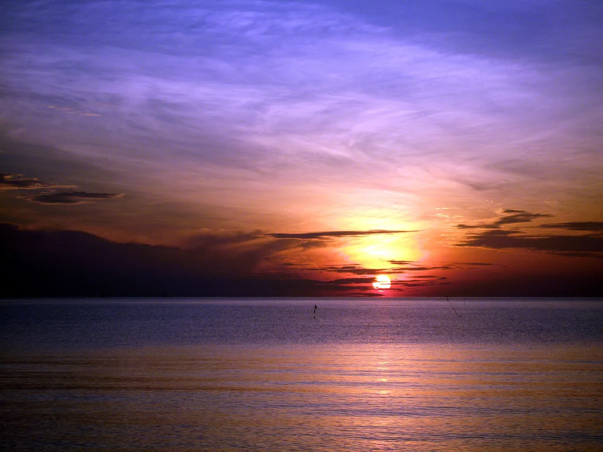 พระอาทิตย์ Beach, Ko Sarai, Andaman Sea, Thailand — 4