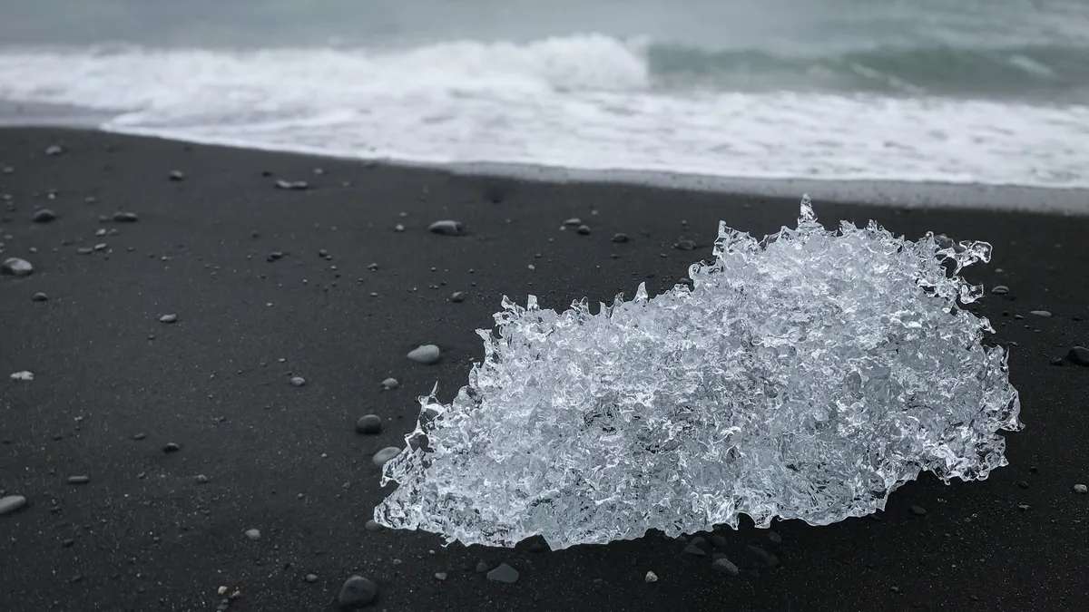 Jökulsárlón Beach, Hornafjörður, South Iceland, Iceland — 5