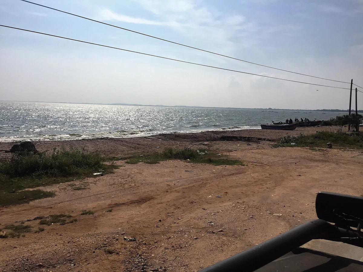 Plage de Kinniya, Kinniya, Eastern Province, Sri Lanka — 3