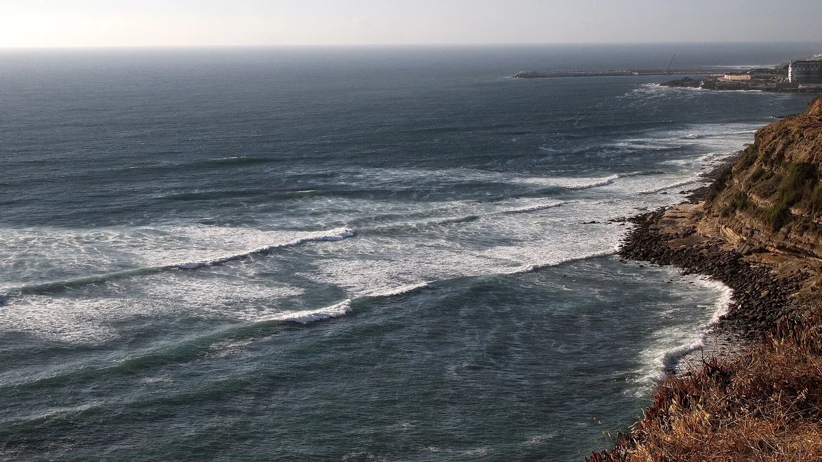Plage des Maçãs, Sintra, Portuguese Atlantic, Portugal — 3