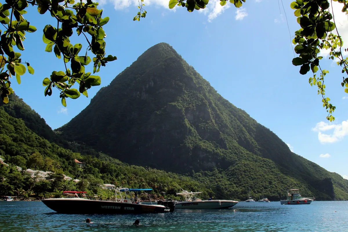 Plage de l'Anse des Pitons, Soufrière, Lesser Antilles, Saint Lucia — 4