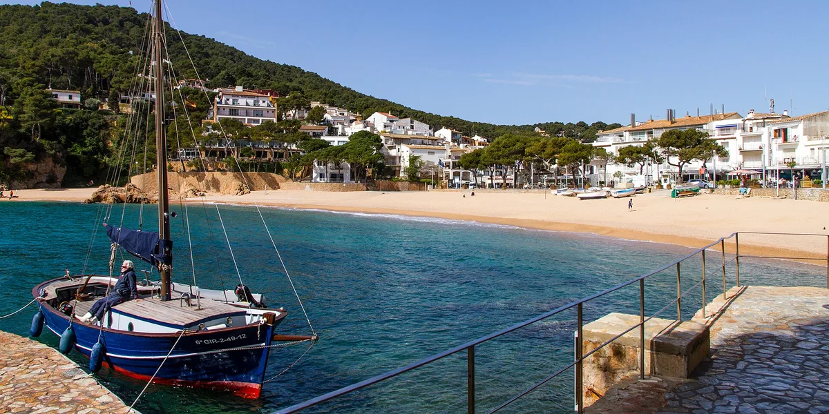Plage de Tamariu, Palafrugell, Catalonia, Espagne — 4