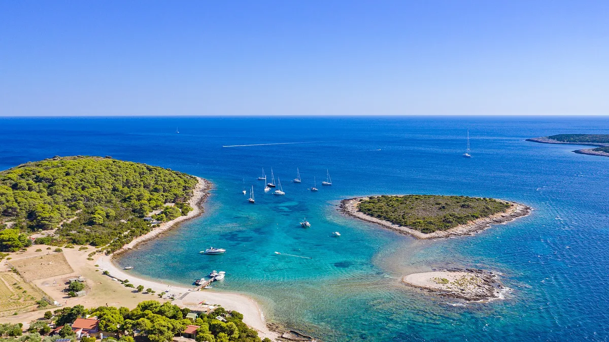 Plage de Zaglav, Vis, Dalmatia, Croatie — 3