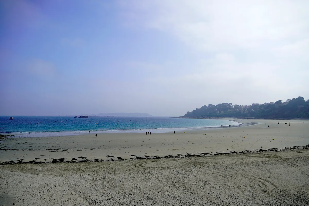 Trestraou-Strand, Perros-Guirec, Brittany, Frankreich — 4