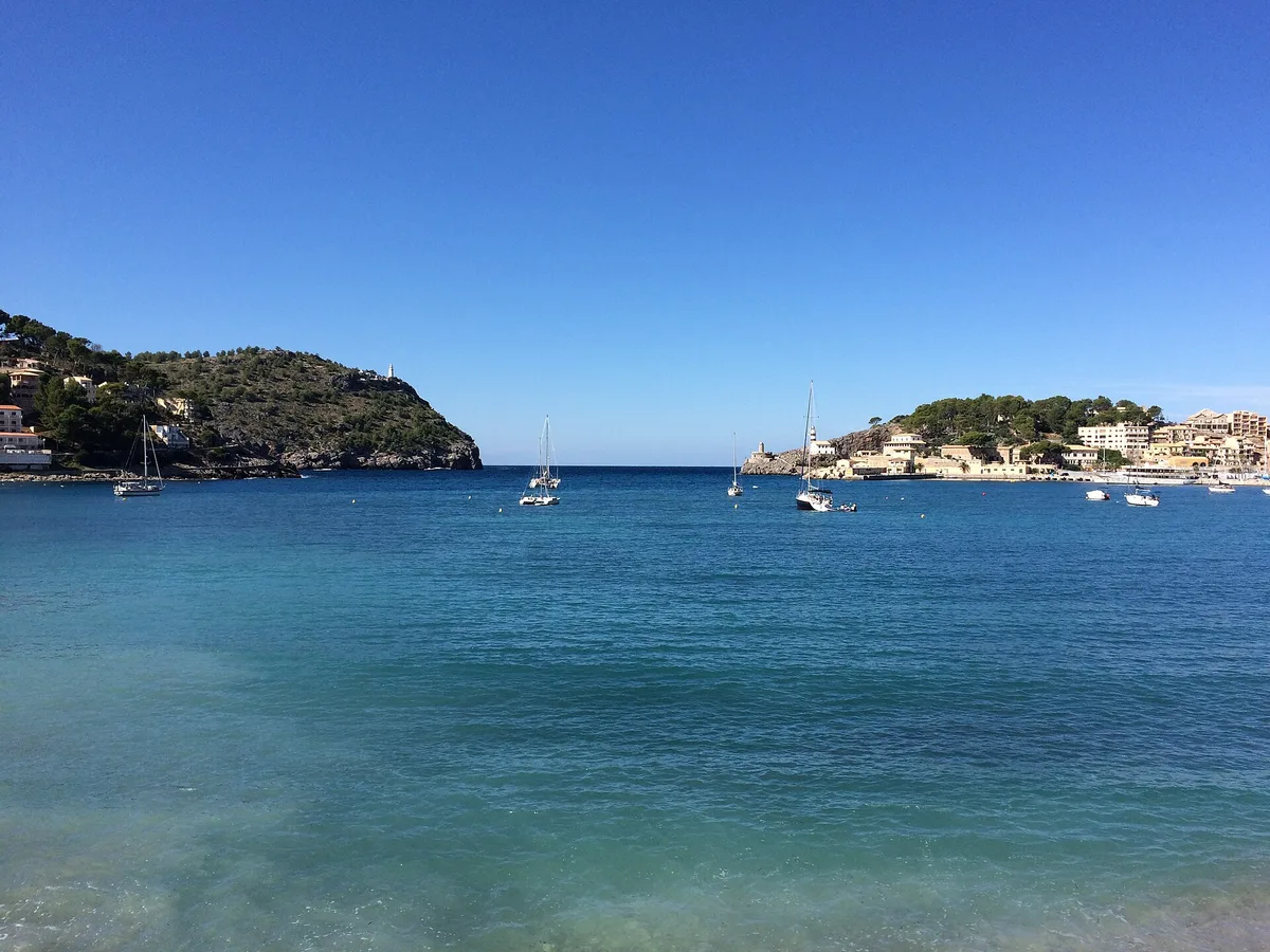 Platja de Port de Sóller, Sóller, Balearic Islands, España — 5