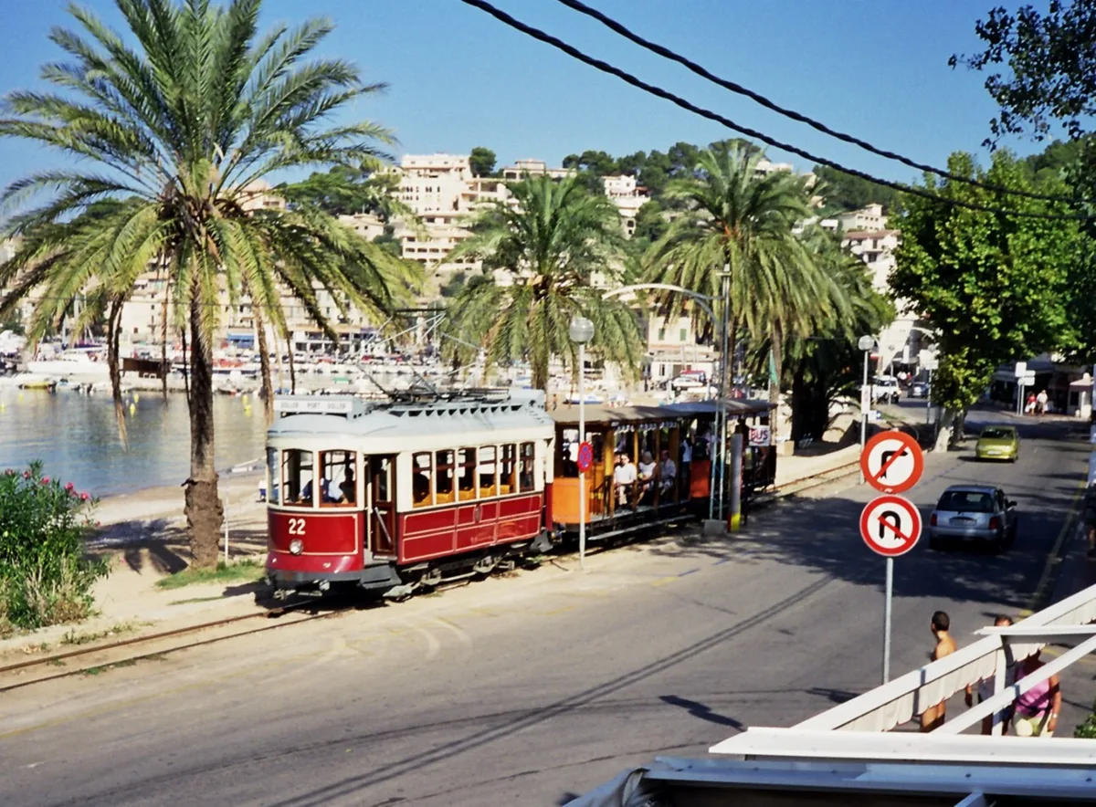 Platja de Port de Sóller, Sóller, Balearic Islands, España — 4