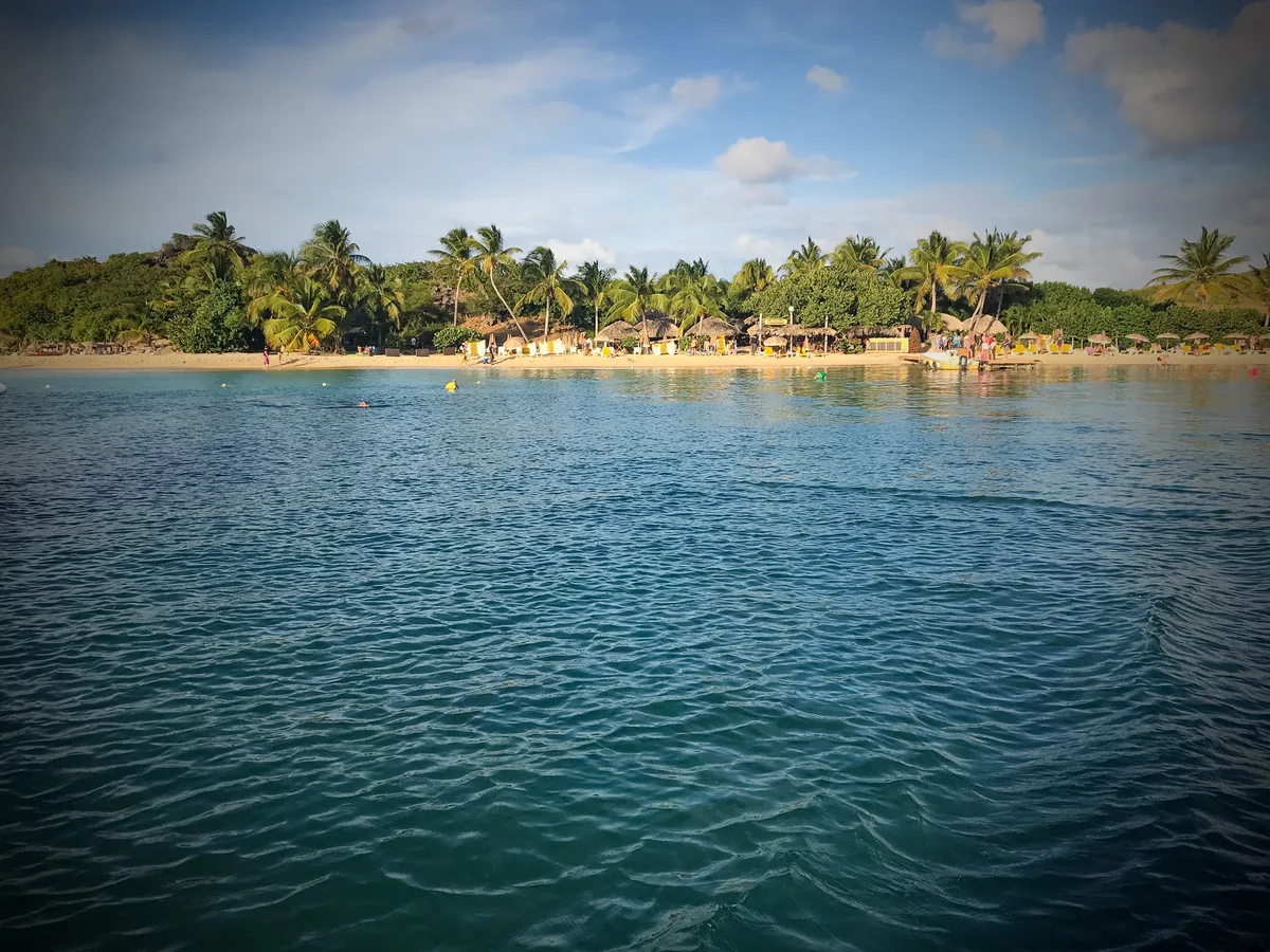 Pinel Island Beach, Saint-Martin, French Antilles, Saint-Martin (French part) — 2