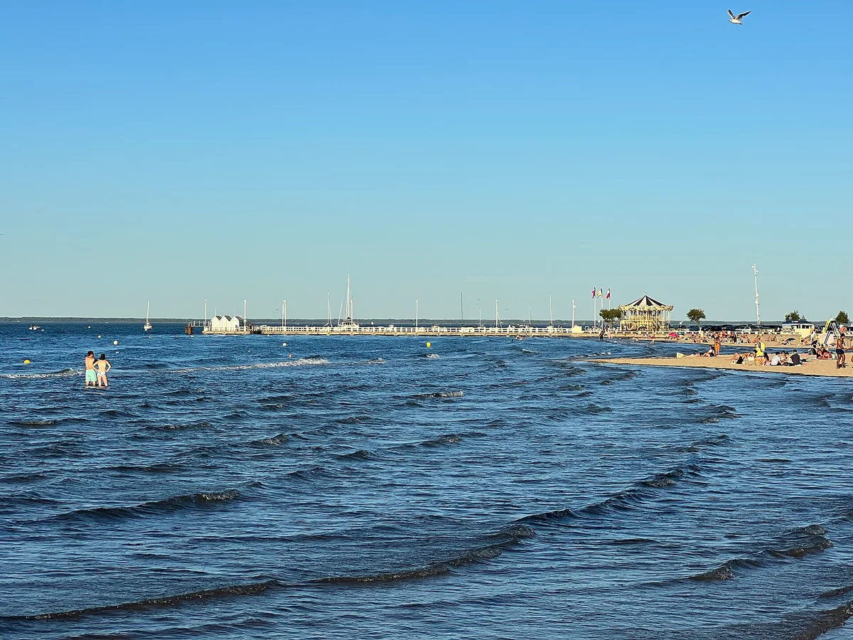 Plage d'Arcachon, Arcachon, Nouvelle-Aquitaine, France — 2