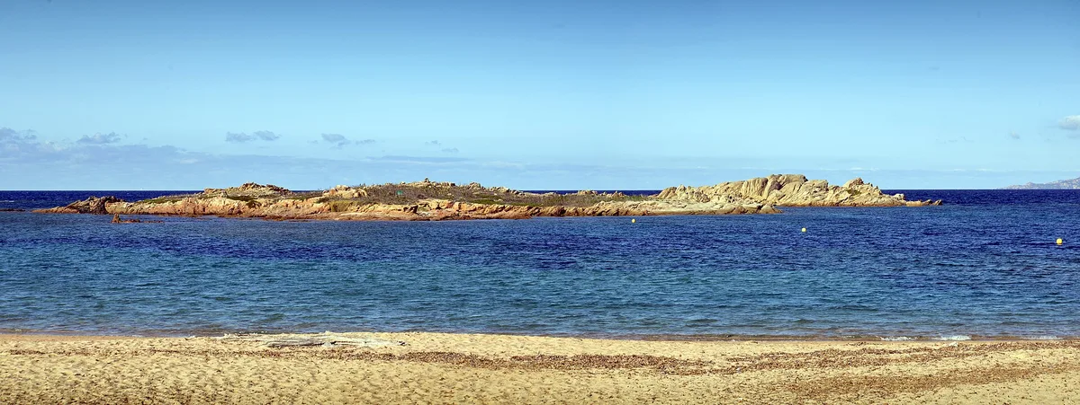 Plage de la Tonnara, Bonifacio, Corsica, France — 2