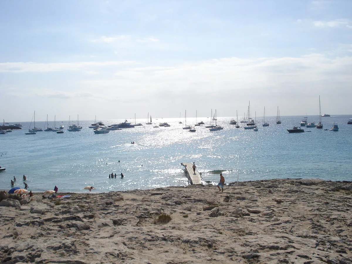 Playa de Ses Salines, Sant Josep de Sa Talaia, Balearic Islands, España — 3