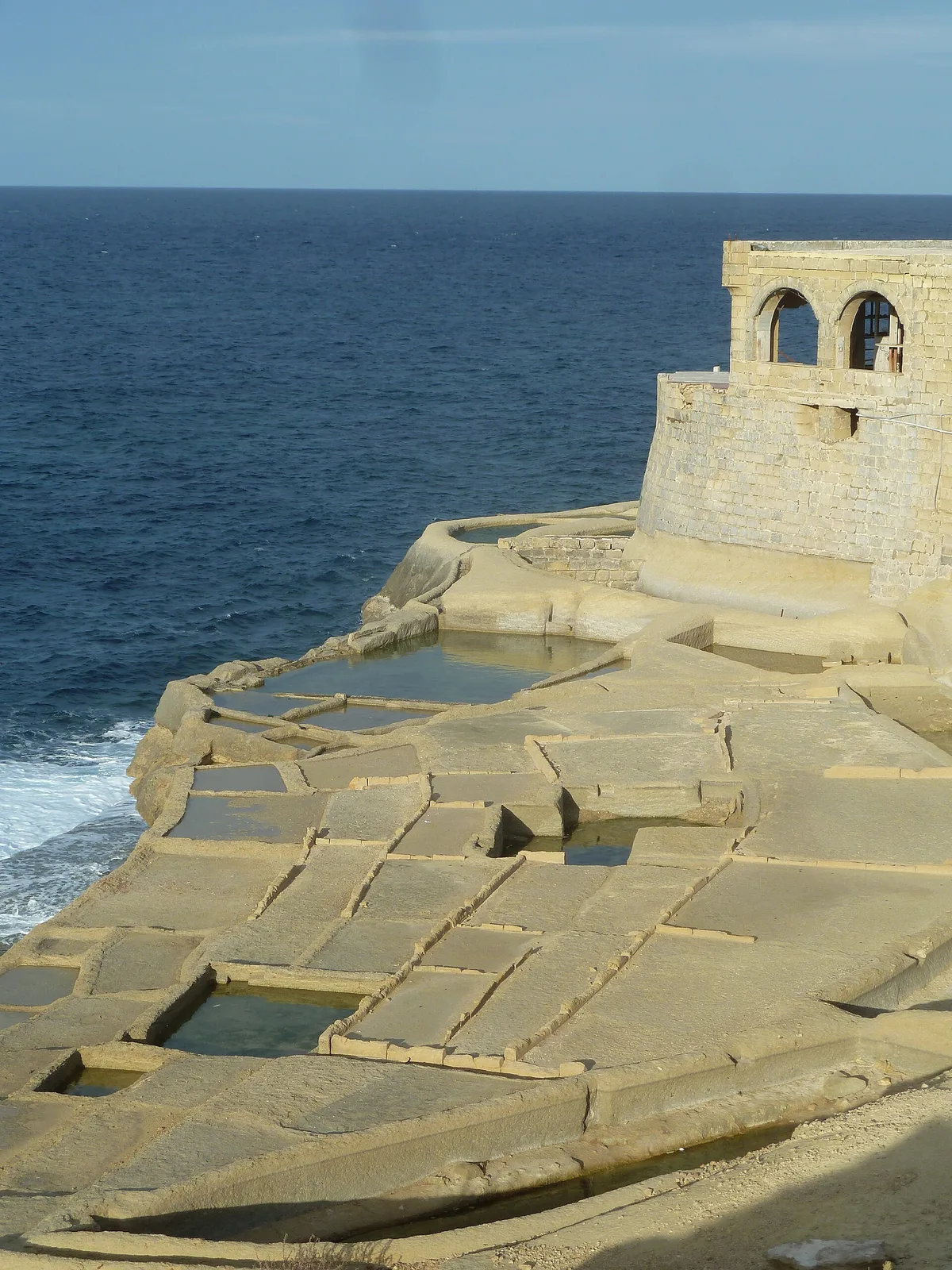 Plage d'Il-Qolla l-Bajda, Nadur, Maltese Islands, Malte — 4