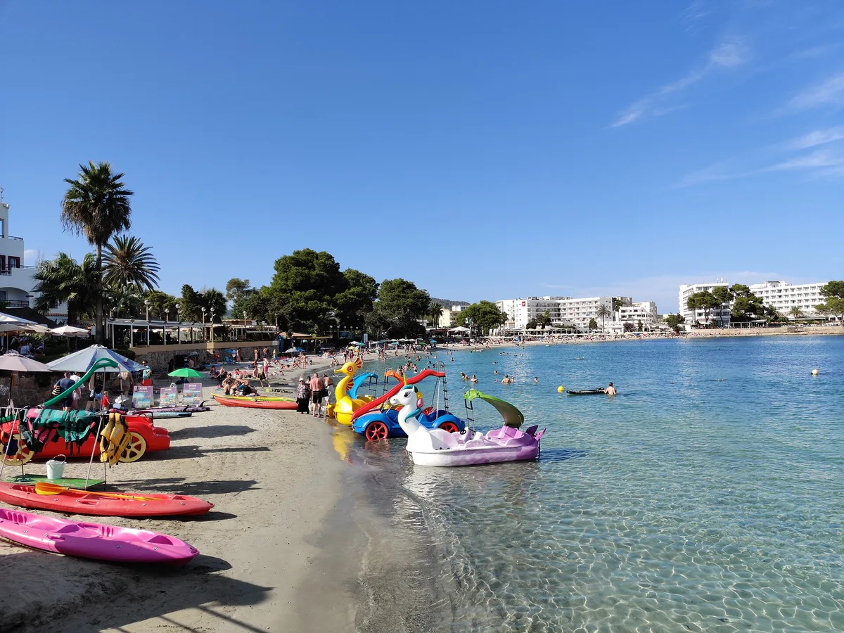 Playa Es Canar, Santa Eulària des Riu, Balearic Islands, España