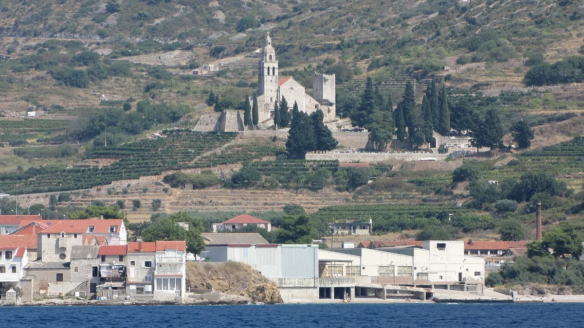 Plage de Srebrna, Komiža, Dalmatia, Croatie — 5