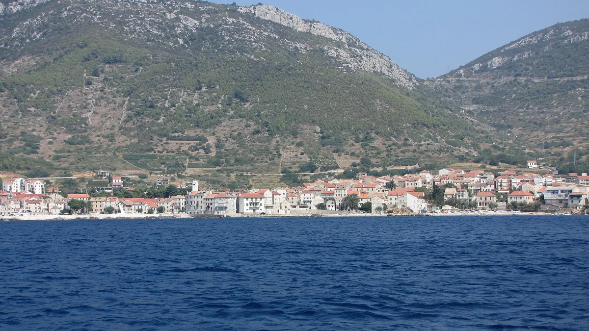 Plage de Srebrna, Komiža, Dalmatia, Croatie