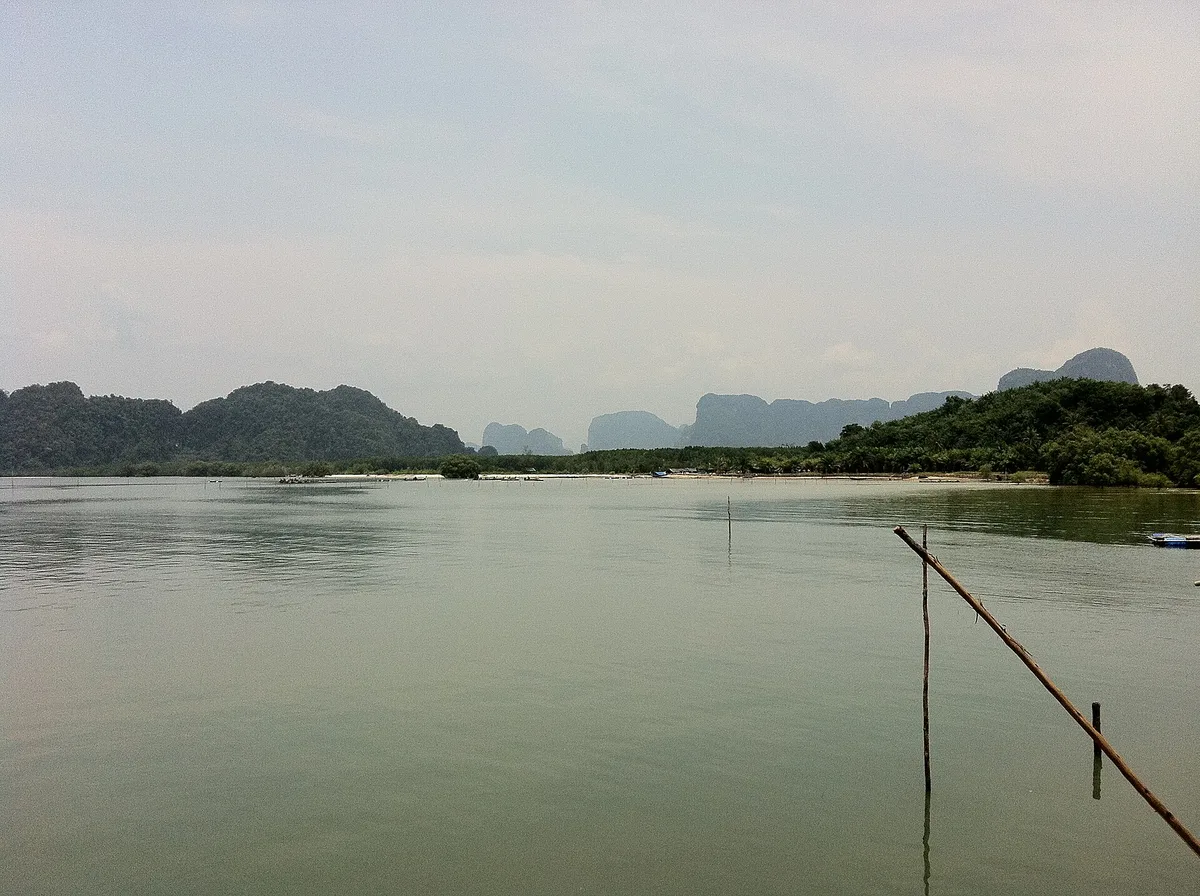 Khao Thong-Strand, Mueang Krabi, Andaman Sea Coast, Thailand — 6